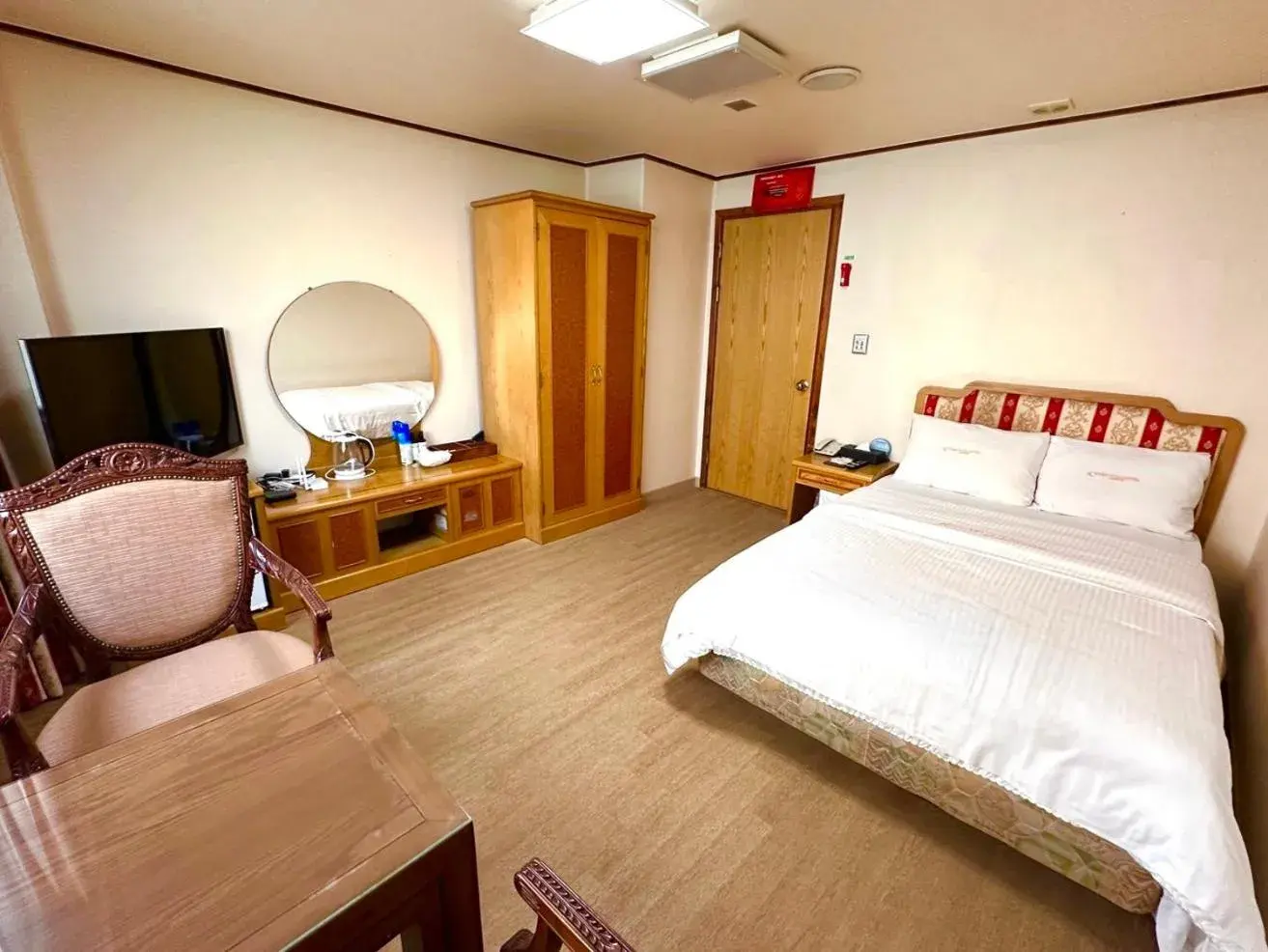 Bed in Newvera Hotel Bed in Newvera Hotel