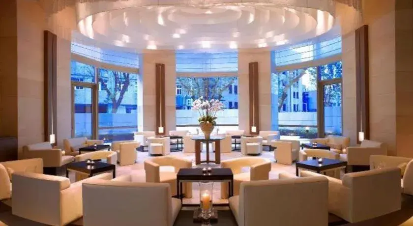 Hyatt On The Bund Hyatt On The Bund