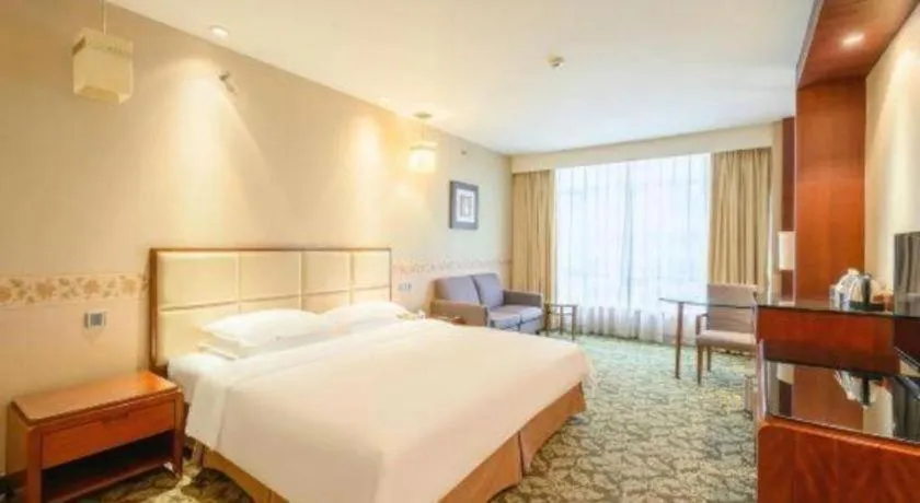 Bed in Xiamen Fortune Hotel