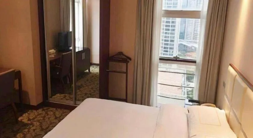 Bed in Xiamen Fortune Hotel