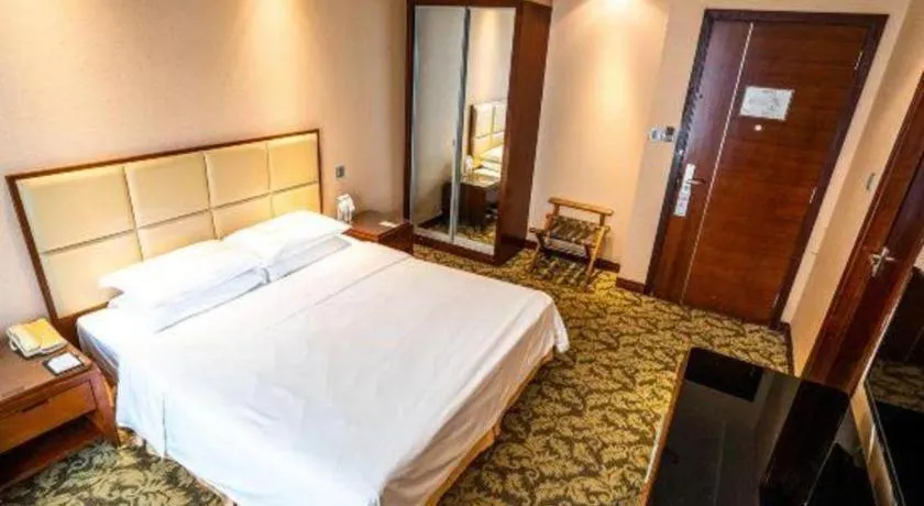 Bed in Xiamen Fortune Hotel