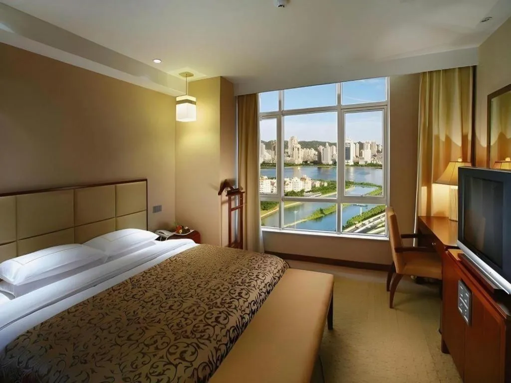 Bed in Xiamen Fortune Hotel