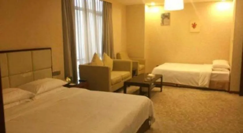 Bed in Xiamen Fortune Hotel