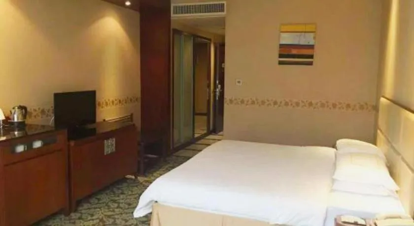 Bed in Xiamen Fortune Hotel