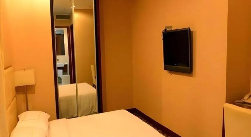 Bed in Xiamen Fortune Hotel