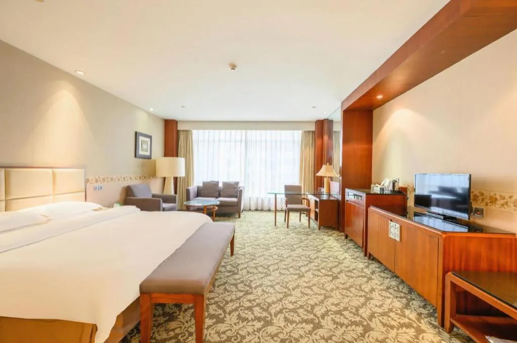 Bed in Xiamen Fortune Hotel