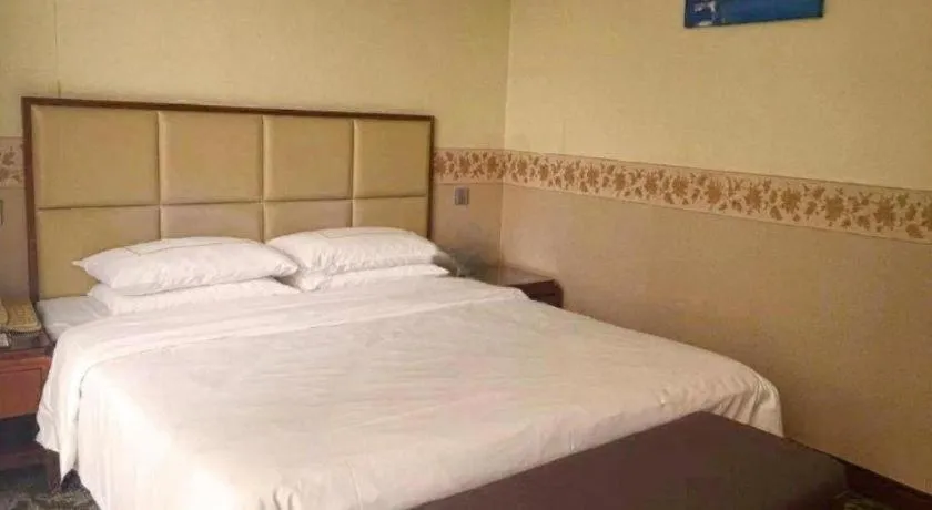 Bed in Xiamen Fortune Hotel