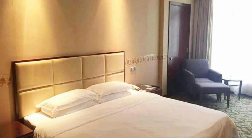 Bed in Xiamen Fortune Hotel