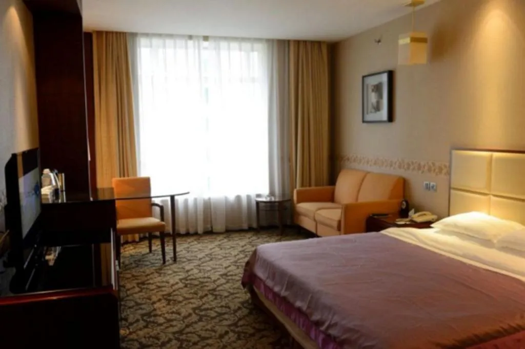 Bed in Xiamen Fortune Hotel