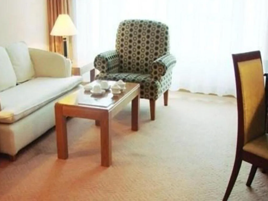 Dalian Zhongshan Hotel