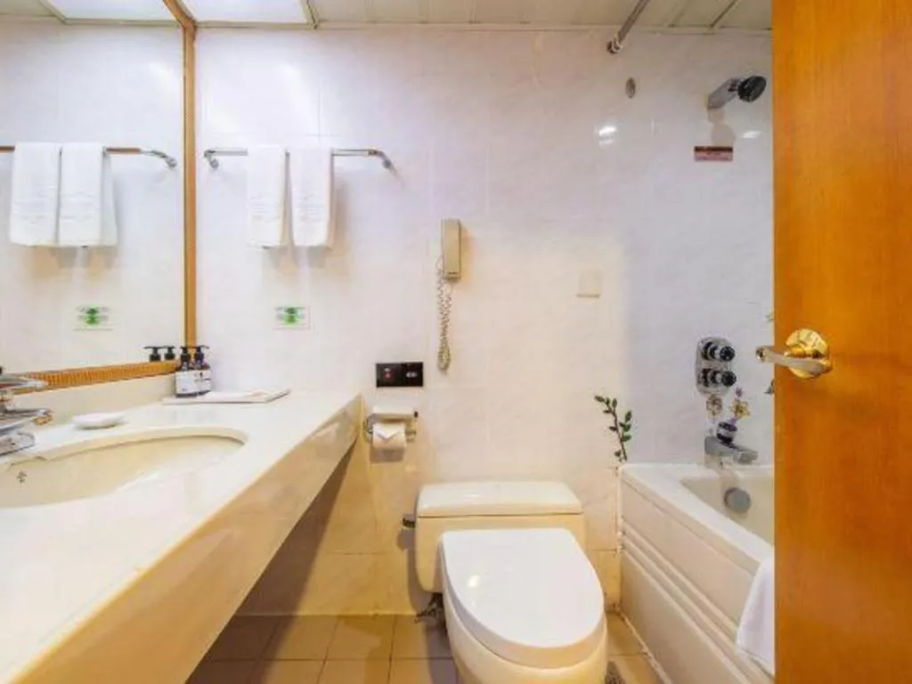 Dalian Zhongshan Hotel