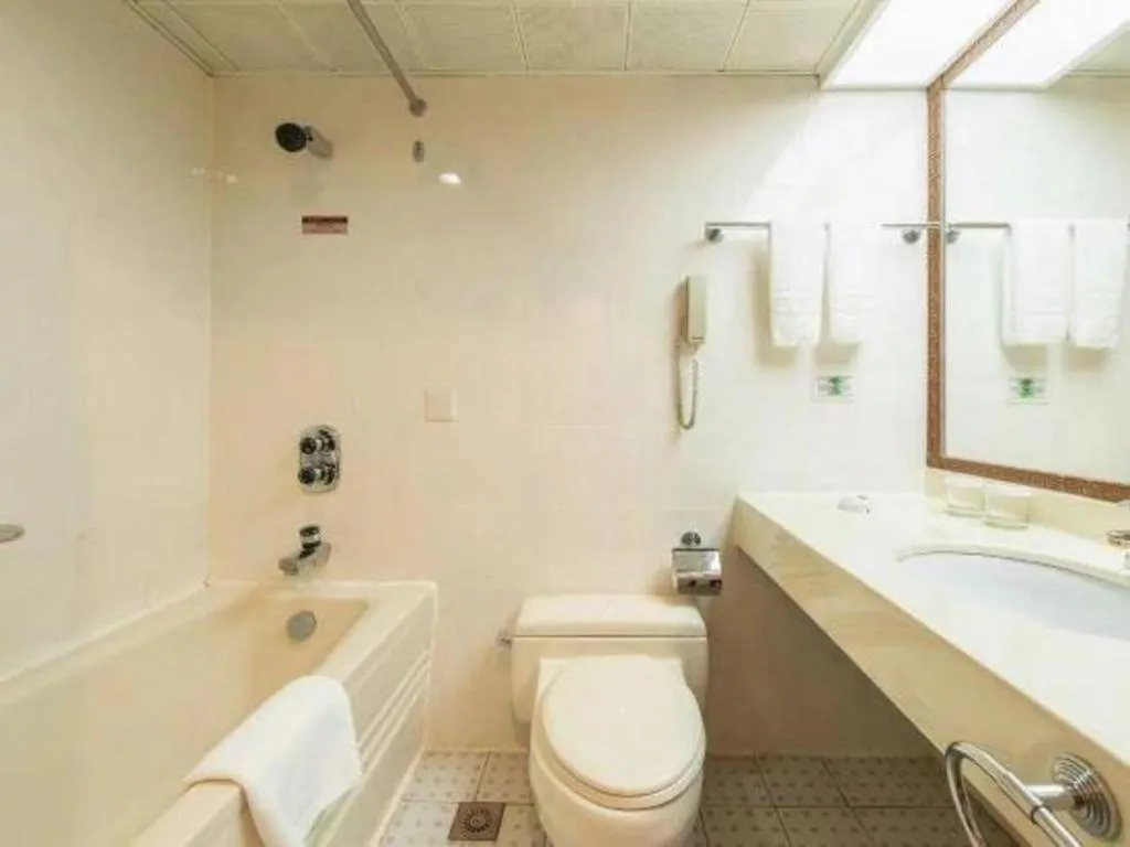 Dalian Zhongshan Hotel