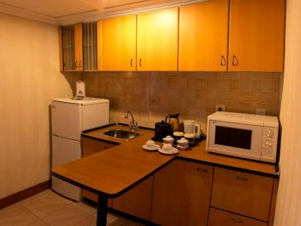 Dalian Zhongshan Hotel