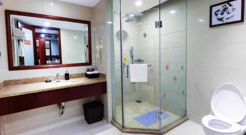 Yiyang Huatian Hotel