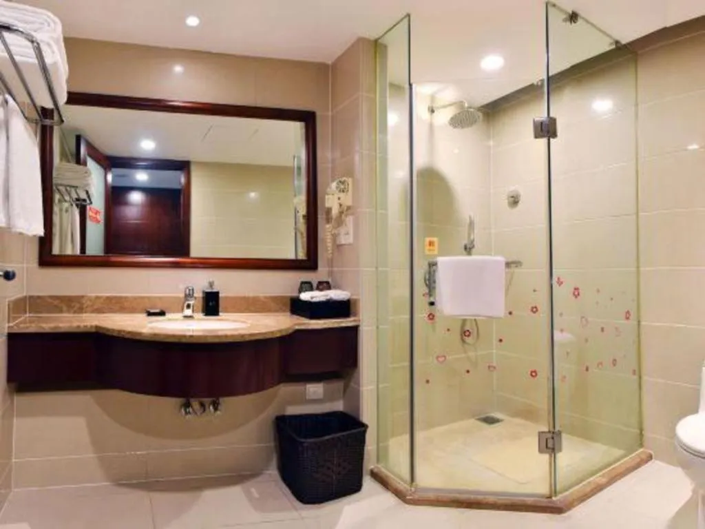 Yiyang Huatian Hotel