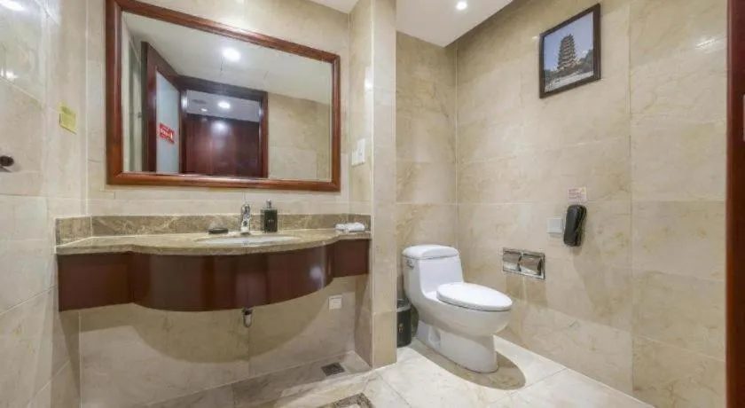 Yiyang Huatian Hotel