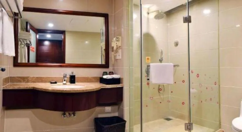 Yiyang Huatian Hotel