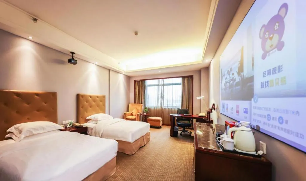 Bed in Yiyang Huatian Hotel
