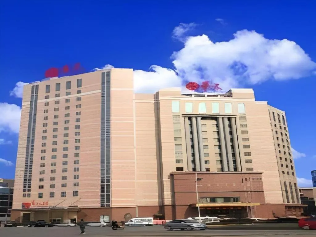 Yiyang Huatian Hotel