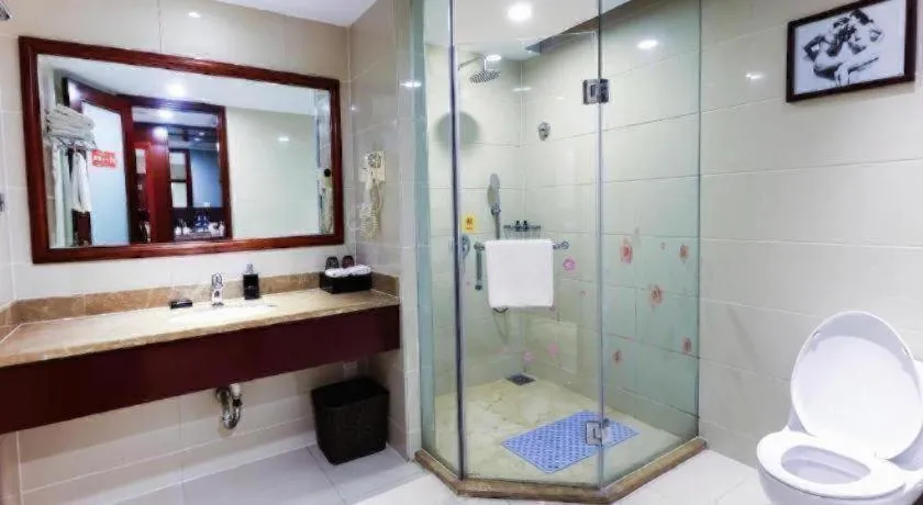 Yiyang Huatian Hotel