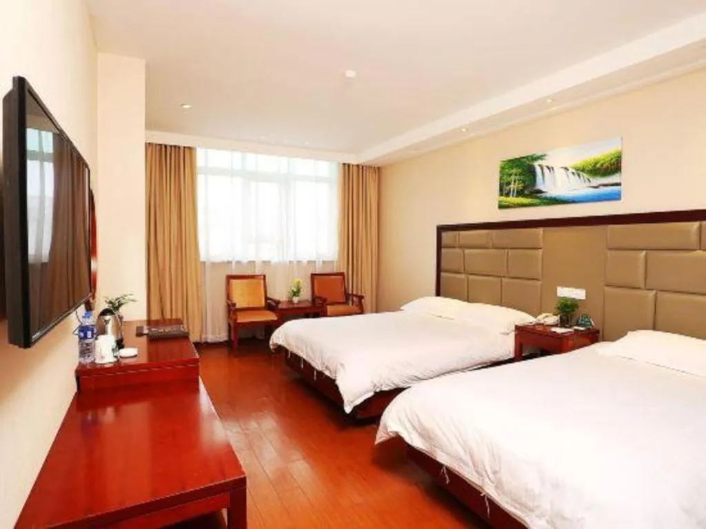 Bed in GreenTree Inn Shanghai Gongkang Road Branch
