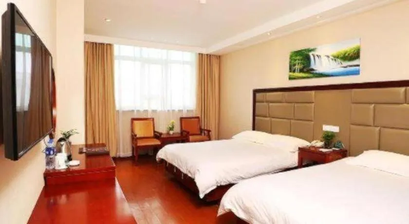 Bed in GreenTree Inn Shanghai Gongkang Road Branch