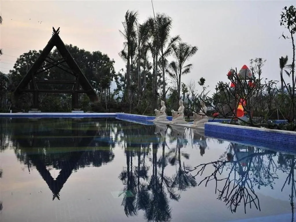 Phoenix Waterside Gloria Resort Sanya