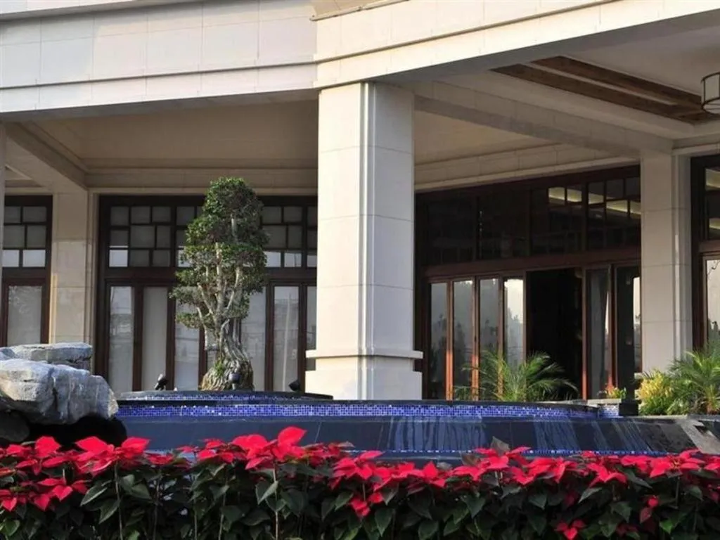 Phoenix Waterside Gloria Resort Sanya