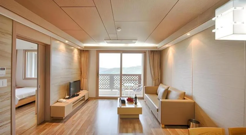 Bed in Richell Hotel