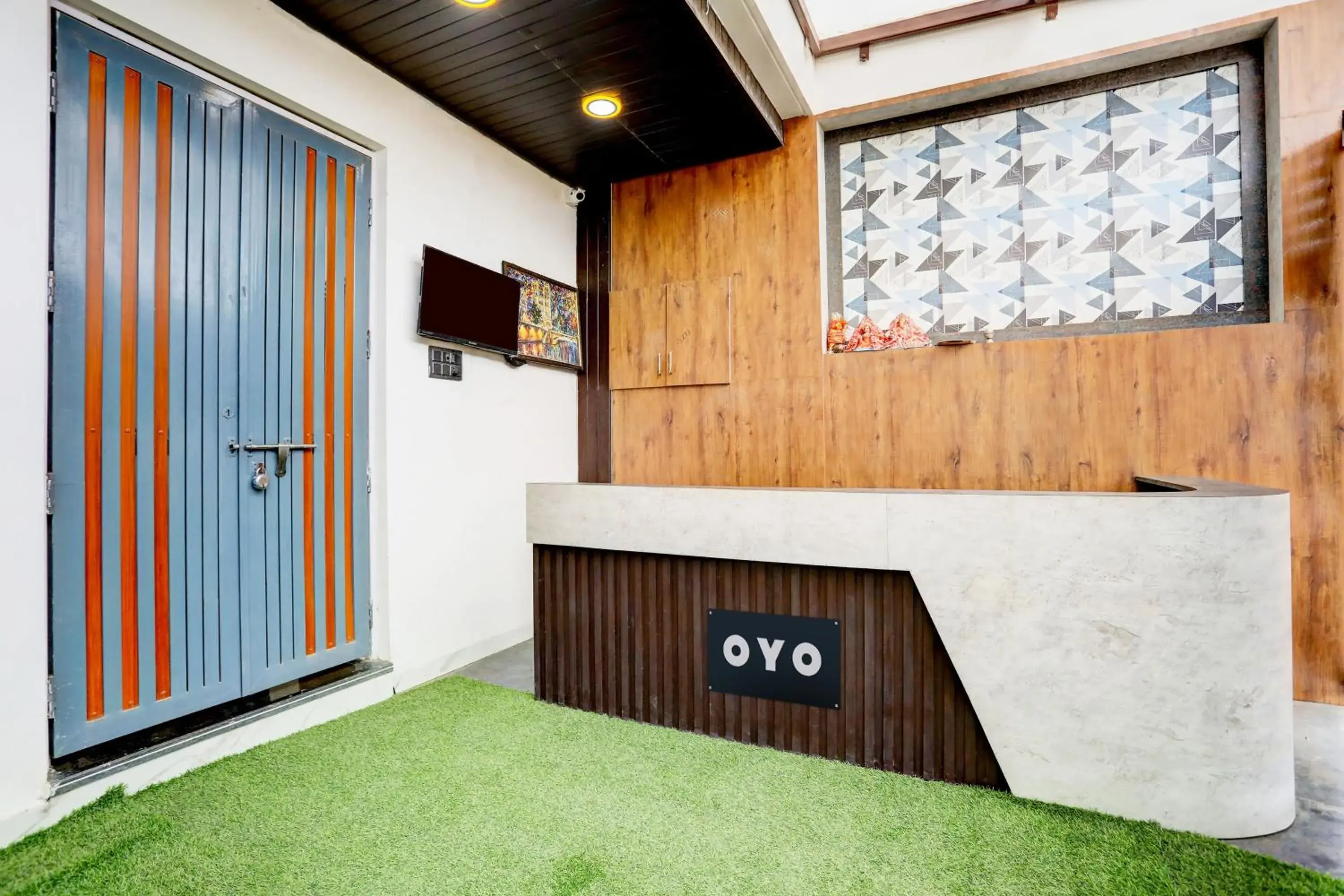 Lobby or reception in HOTEL O ANUSHTHAN Lobby or reception in HOTEL O ANUSHTHAN