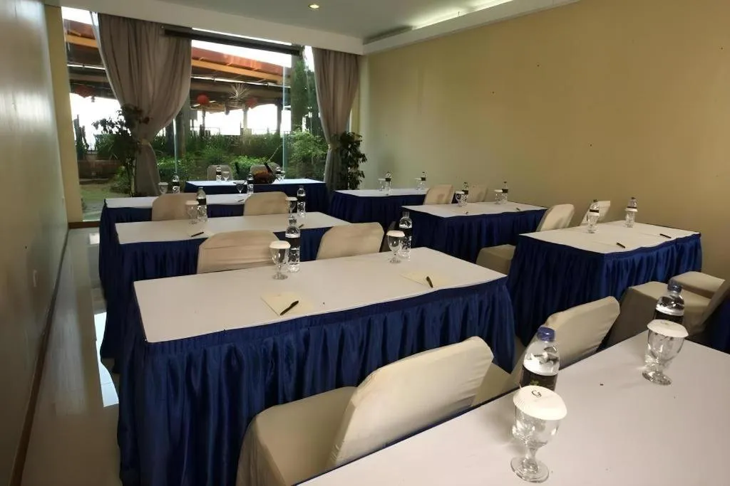 Makassar Golden Hotel