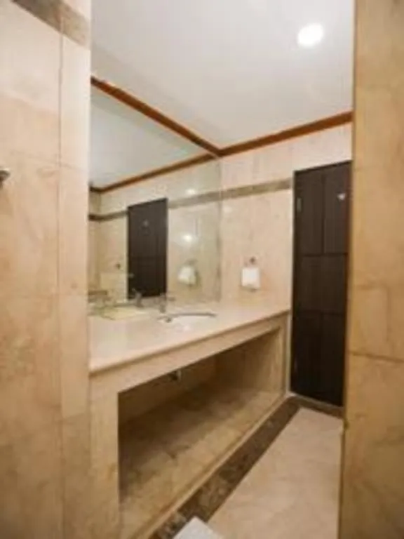 Makassar Golden Hotel