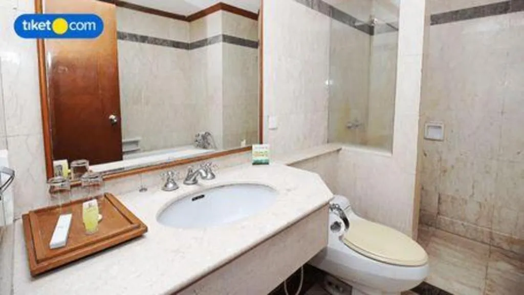 Makassar Golden Hotel