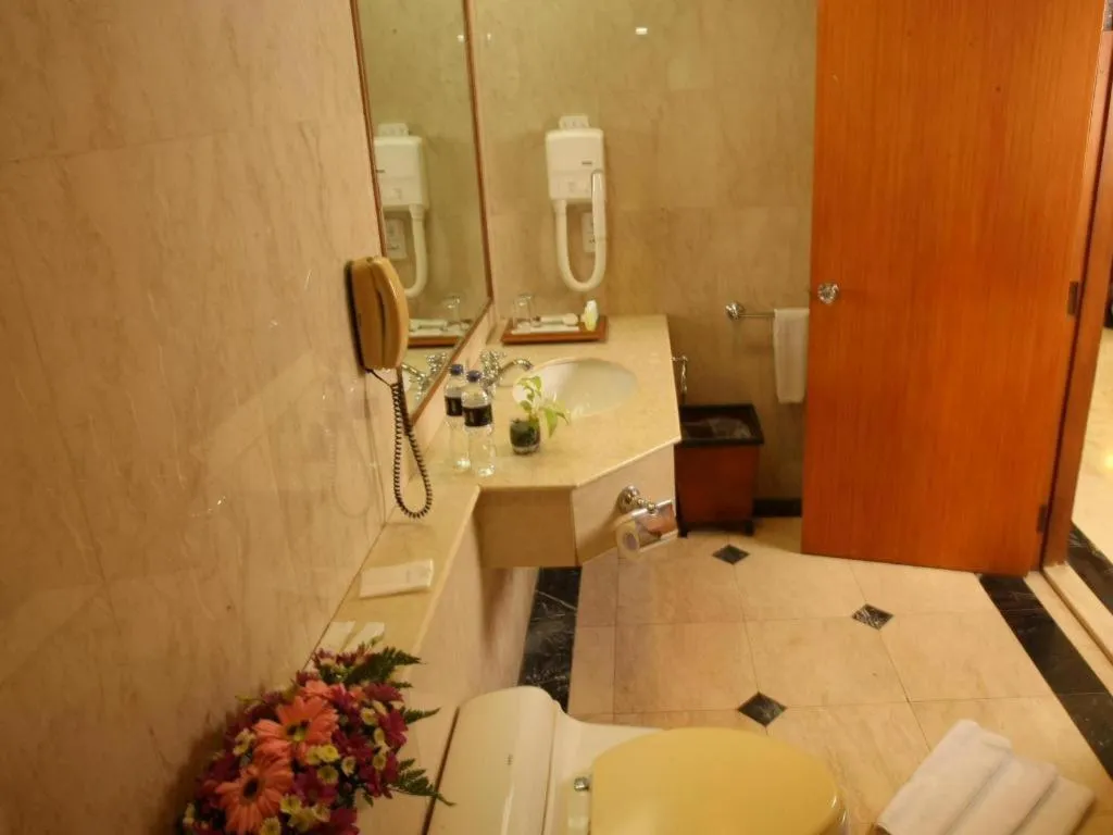 Makassar Golden Hotel