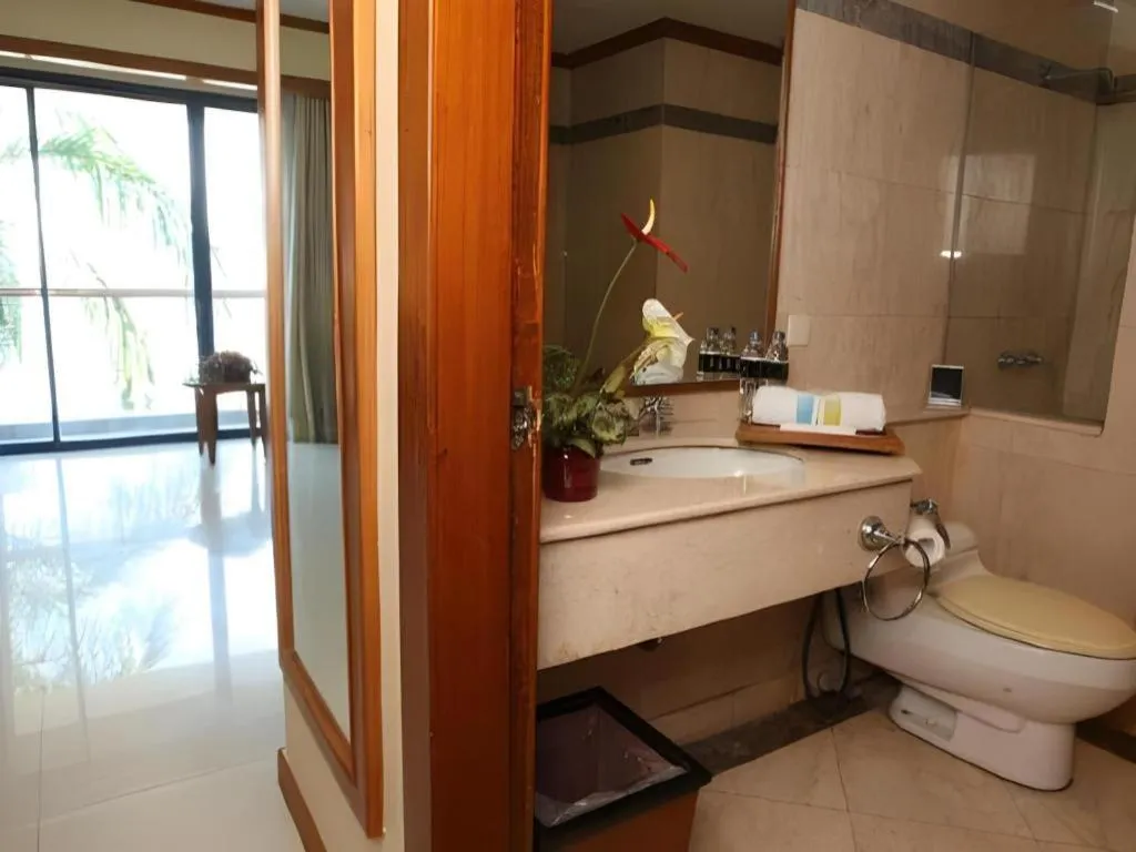 Makassar Golden Hotel