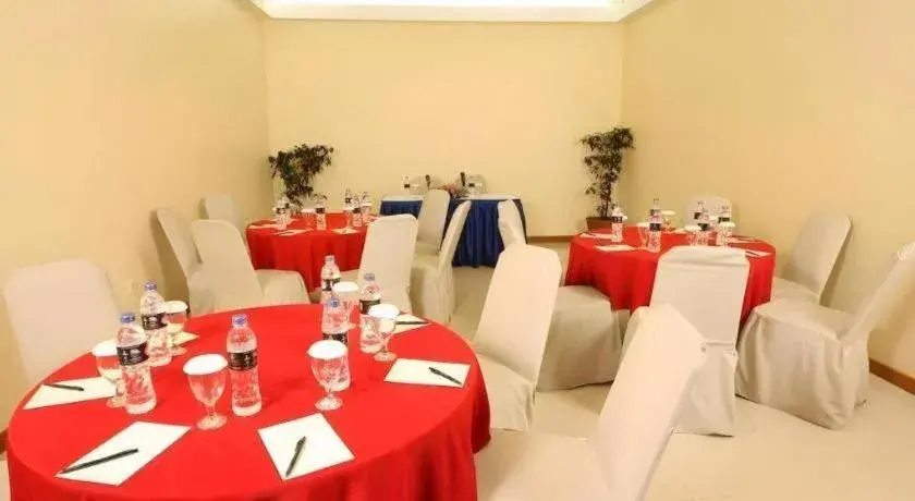 Makassar Golden Hotel Makassar Golden Hotel