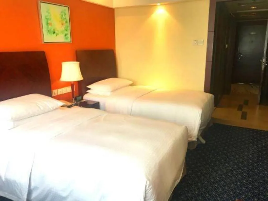 Bed in Argyle International Airport Hotel Shanghai