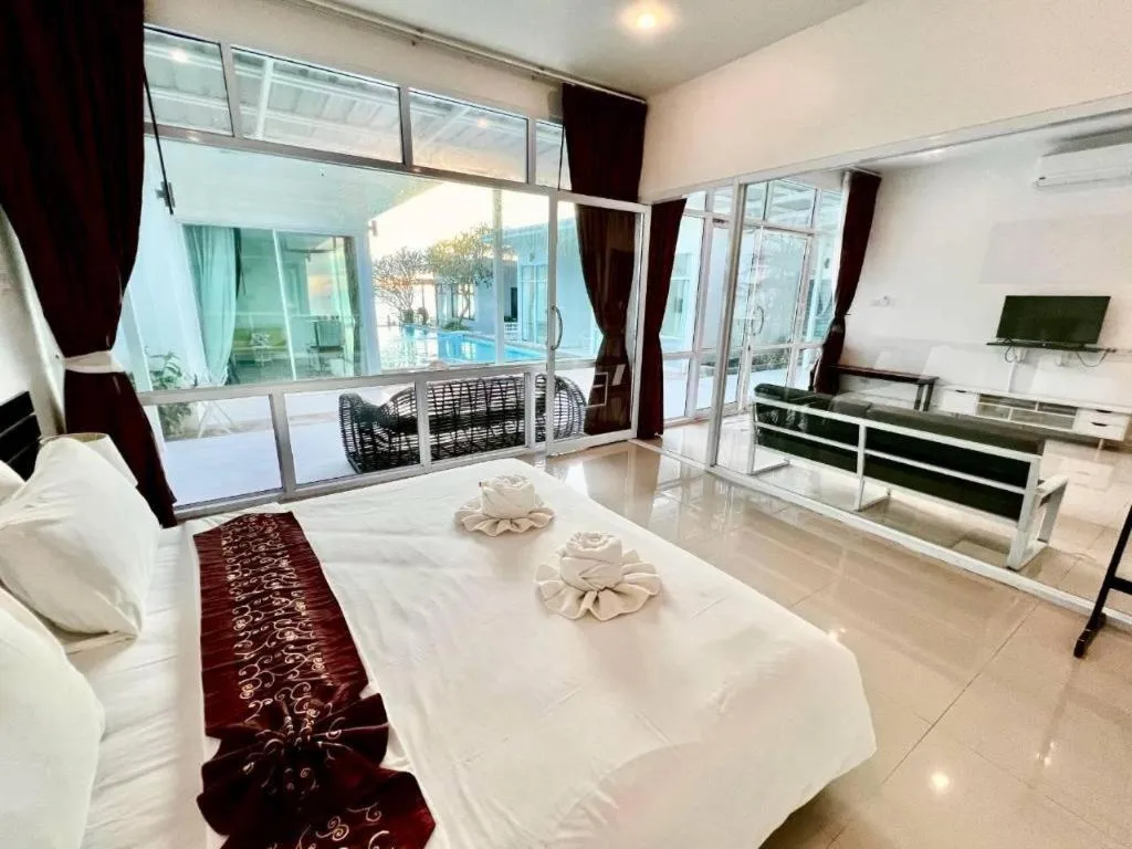 Bed in Baancivilize Resort