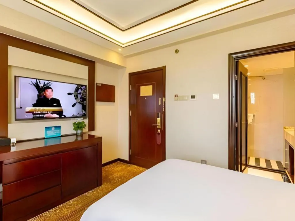 Bed in Rui Cheng Hotel