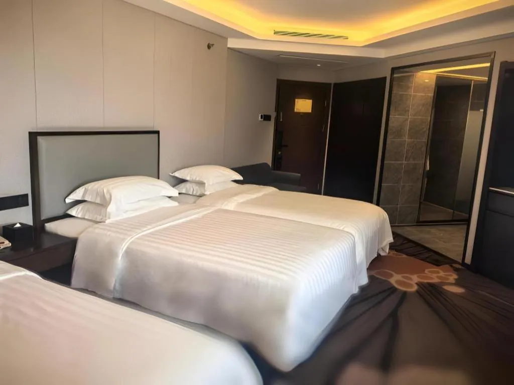 Bed in Rui Cheng Hotel