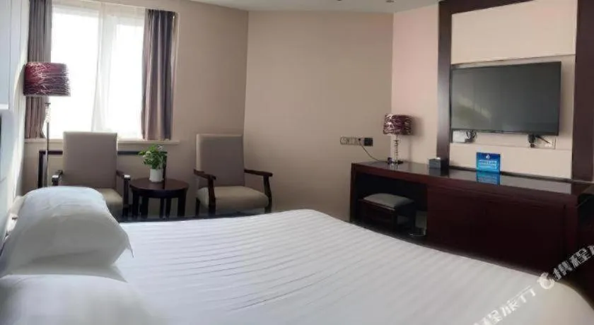 Bed in Rui Cheng Hotel