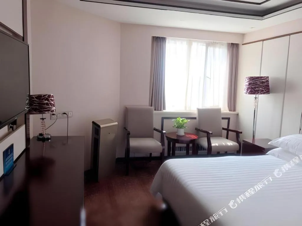 Bed in Rui Cheng Hotel