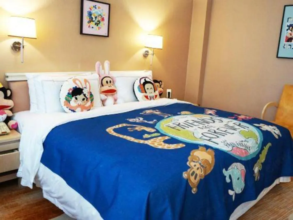 Bed in Jianguo Garden Hotel