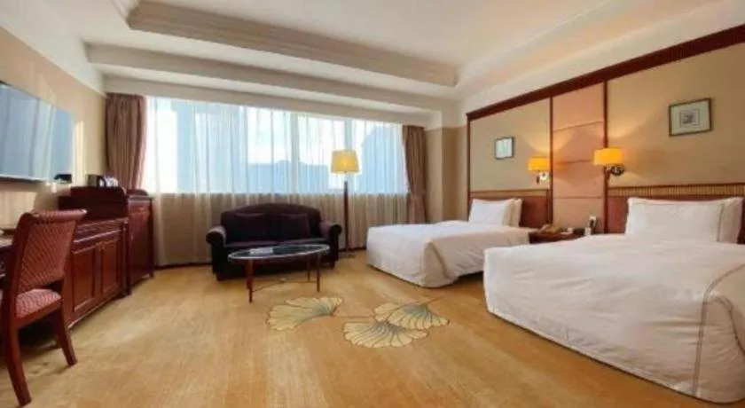 Bed in Jianguo Garden Hotel