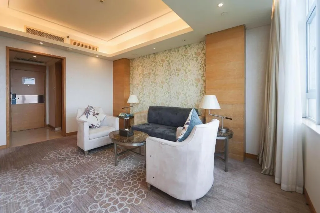 Seaview Gleetour Hotel Shenzhen Eastwing building