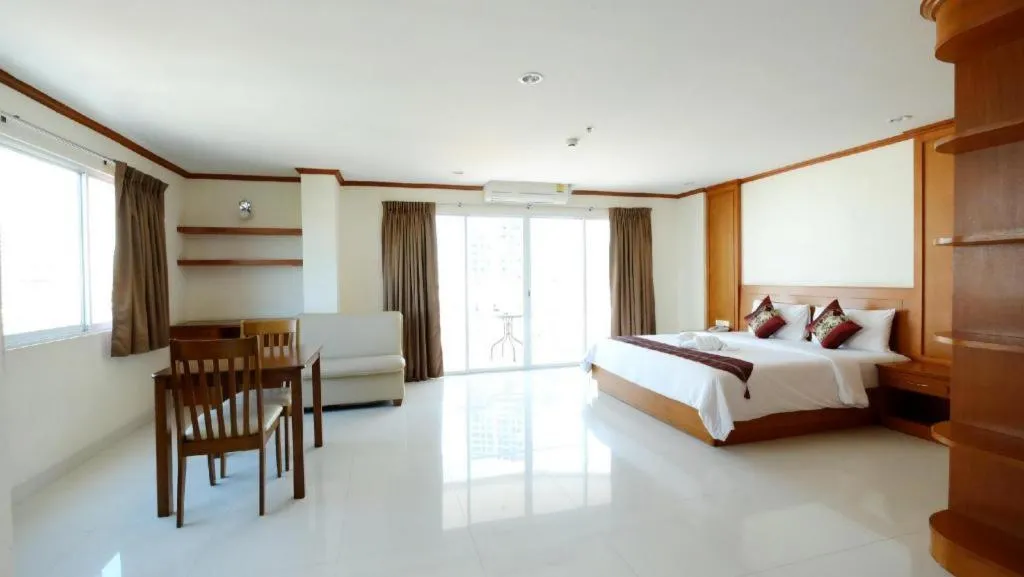 Bed in Phu View Talay Resort