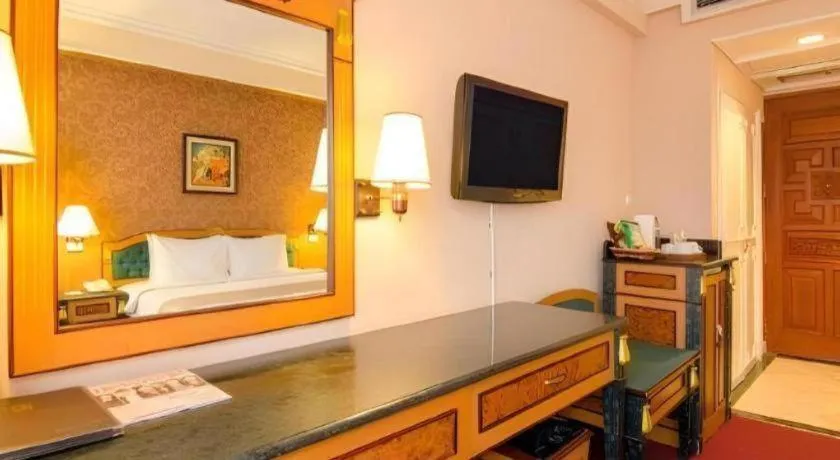 Bed in Gajahmada Graha Hotel