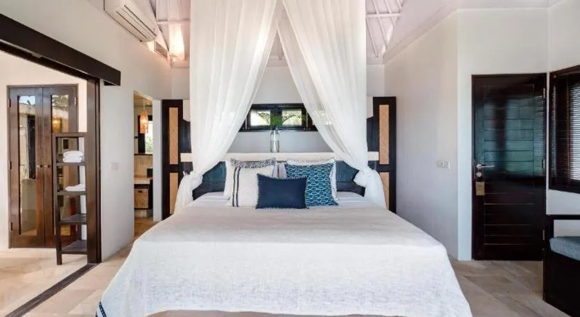 Bed in Batu Karang Lembongan Resort & Spa