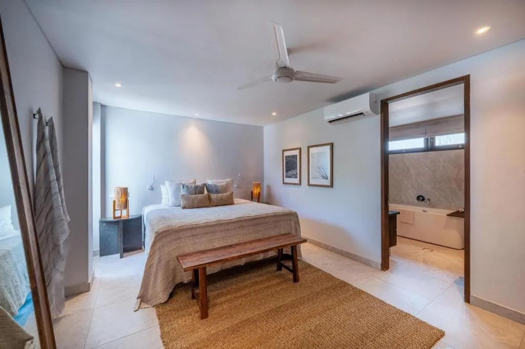 Bed in Batu Karang Lembongan Resort & Spa