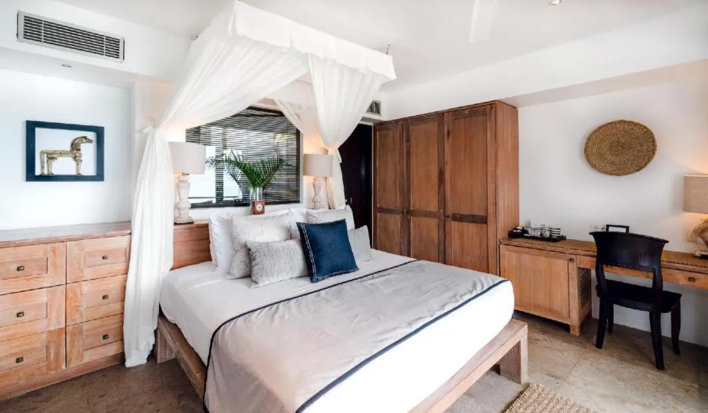 Bed in Batu Karang Lembongan Resort & Spa